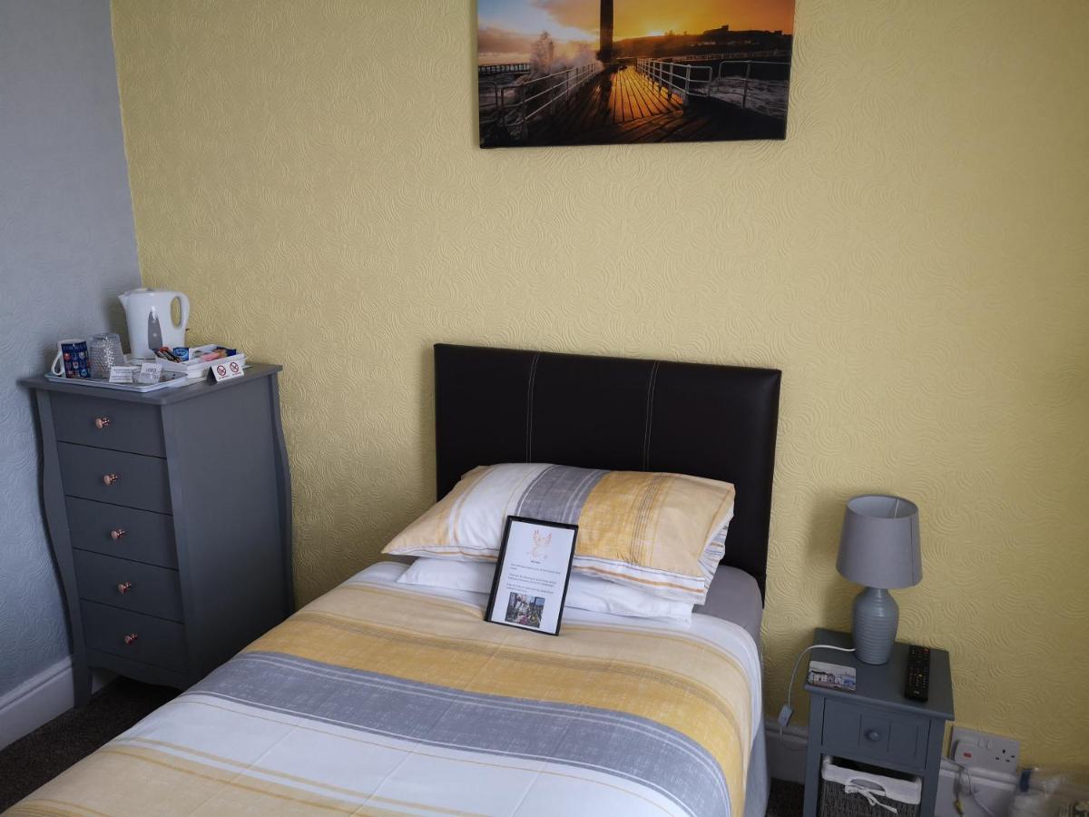 The Phoenix Guest House Scarborough Dış mekan fotoğraf