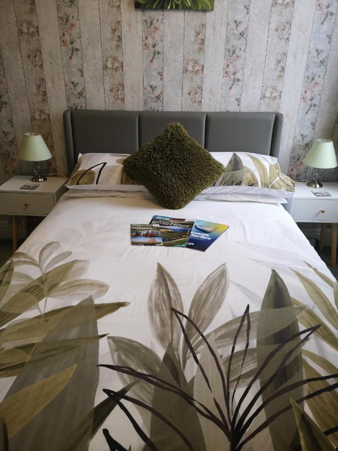 The Phoenix Guest House Scarborough Dış mekan fotoğraf