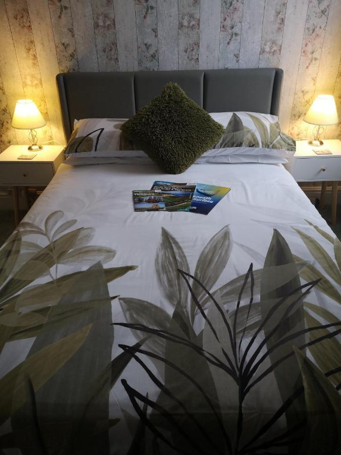 The Phoenix Guest House Scarborough Dış mekan fotoğraf